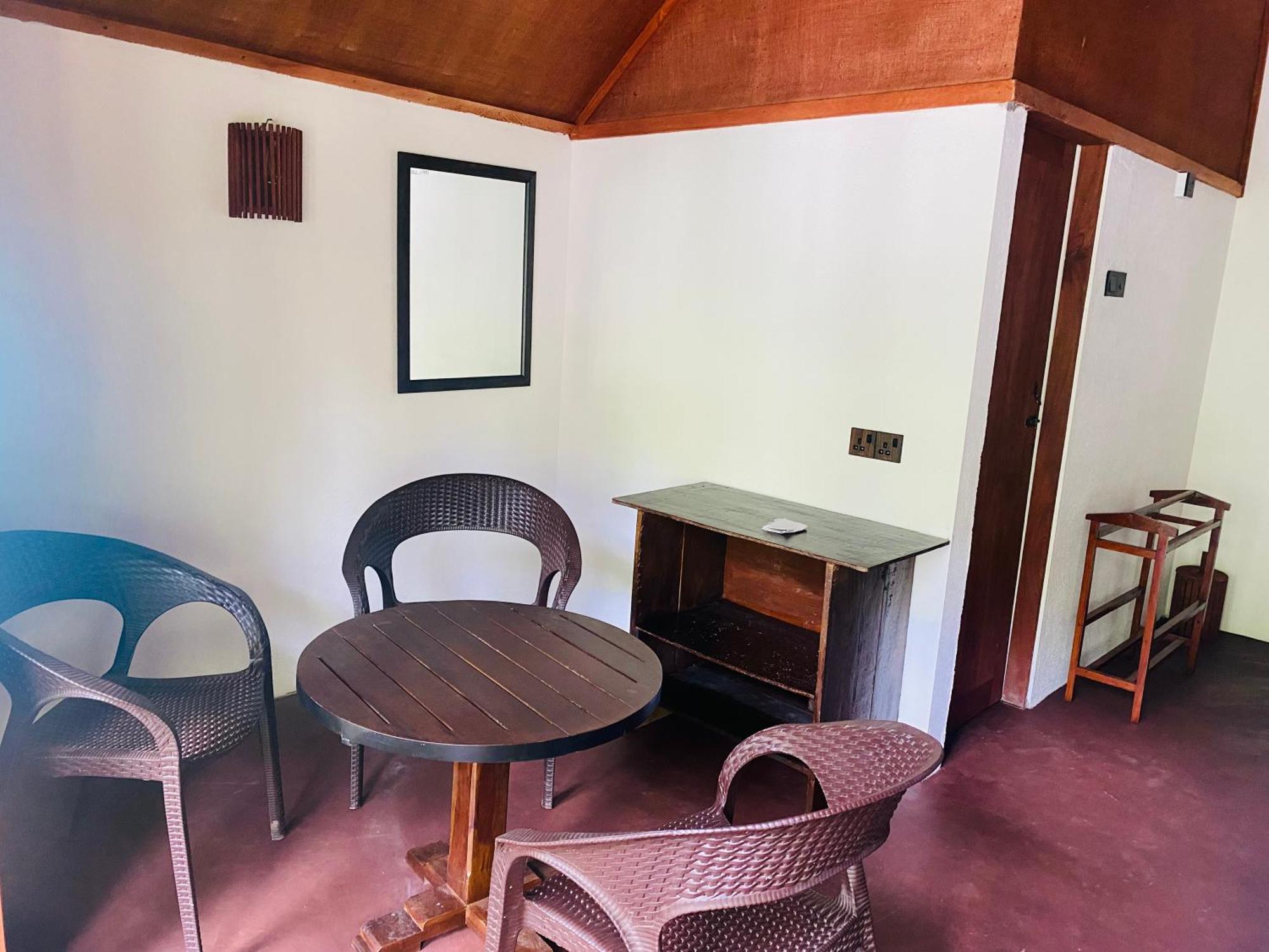 דניאיאה The Rainforest Hideaway מראה חיצוני תמונה