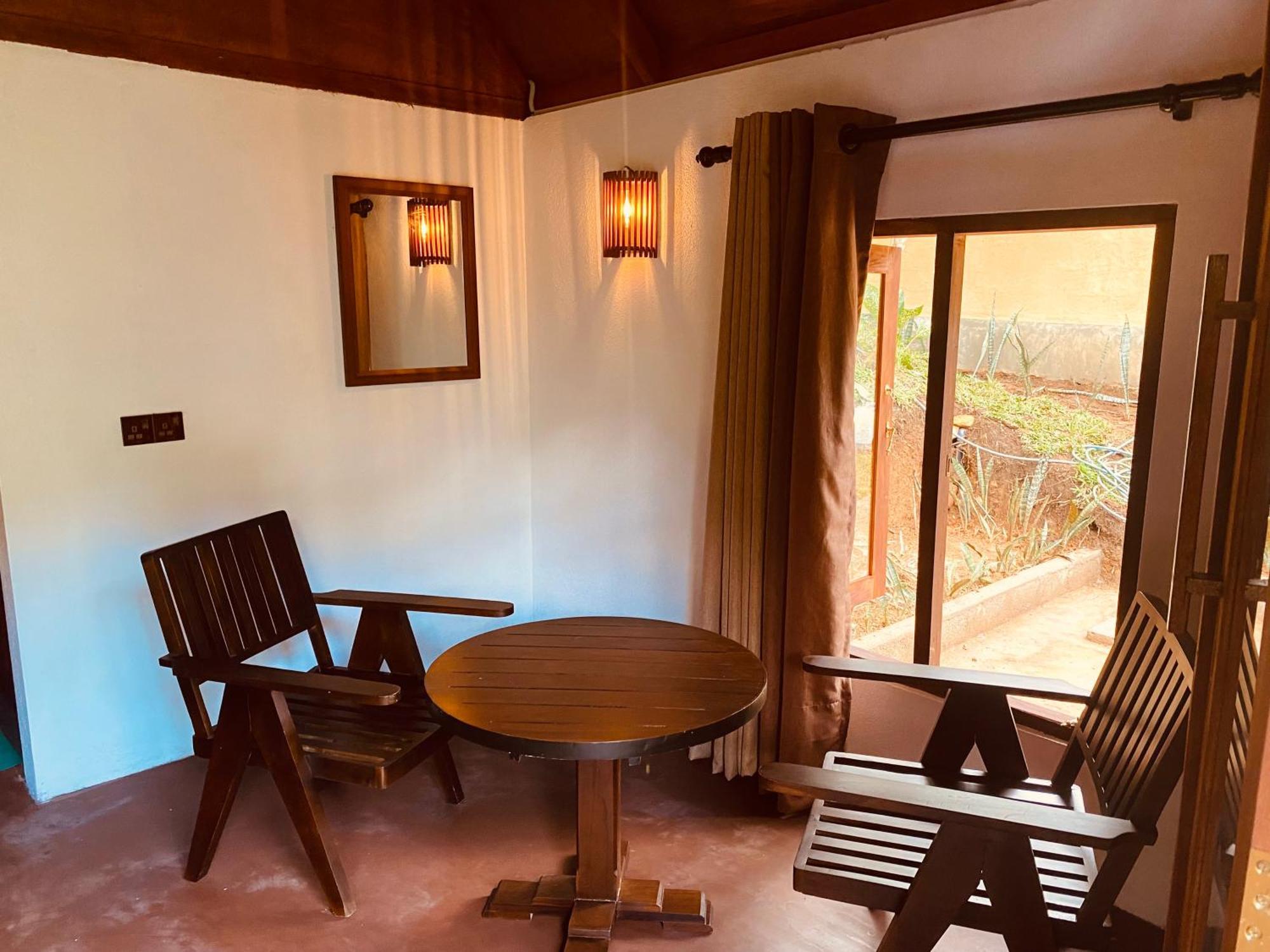 דניאיאה The Rainforest Hideaway מראה חיצוני תמונה